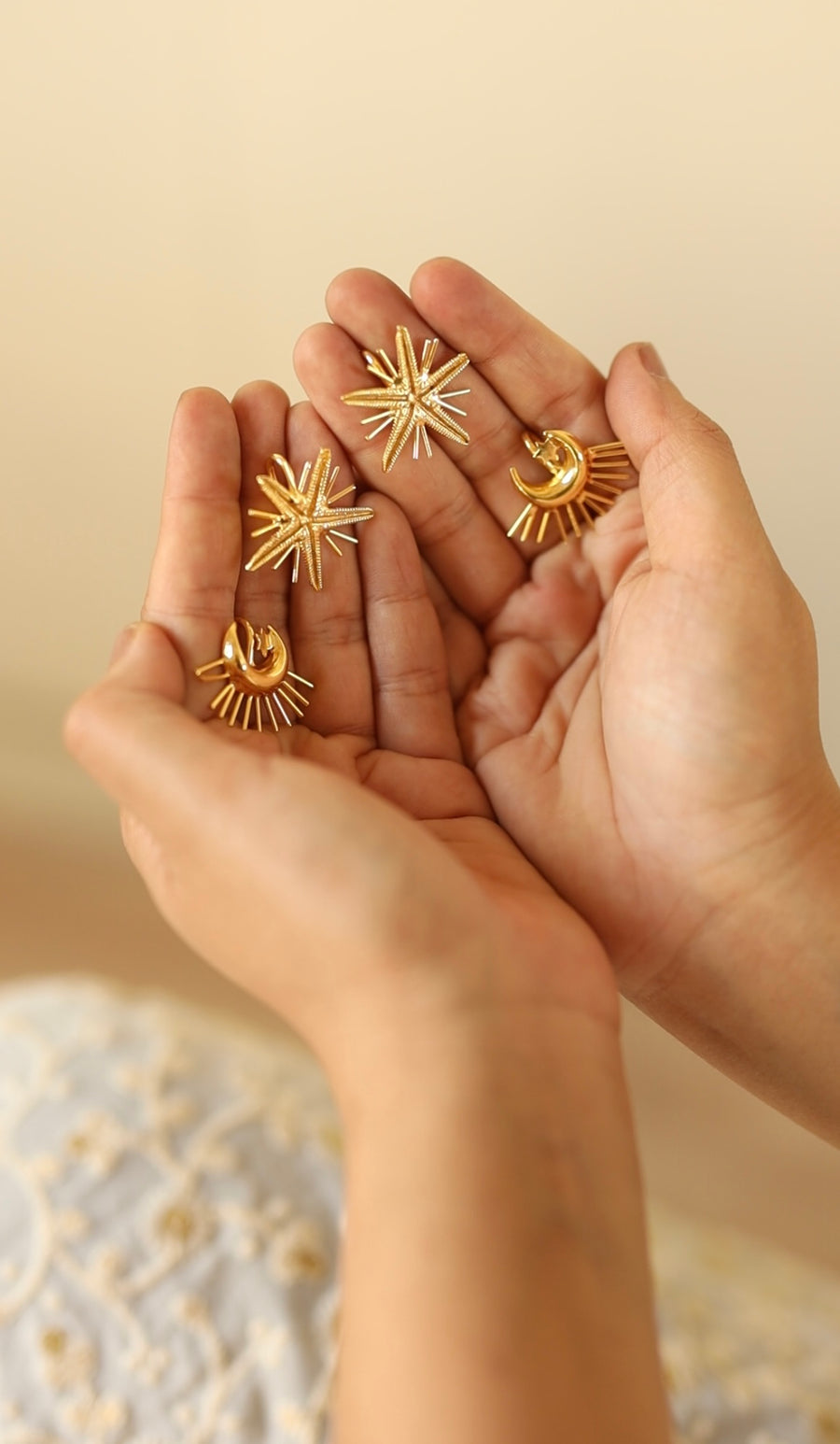 Chaand Sitara Hair Pins Set