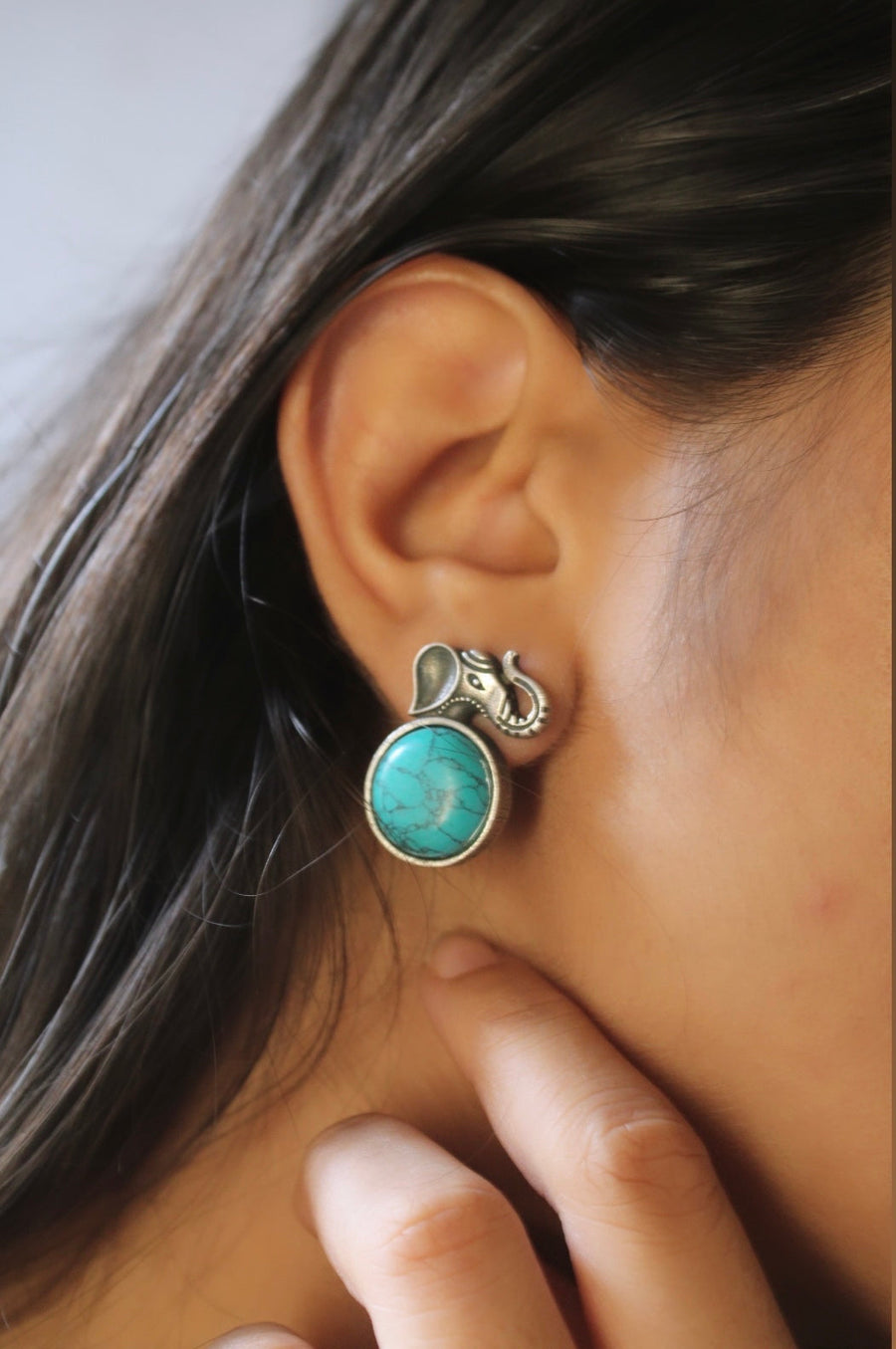 Gaja Stone Studs